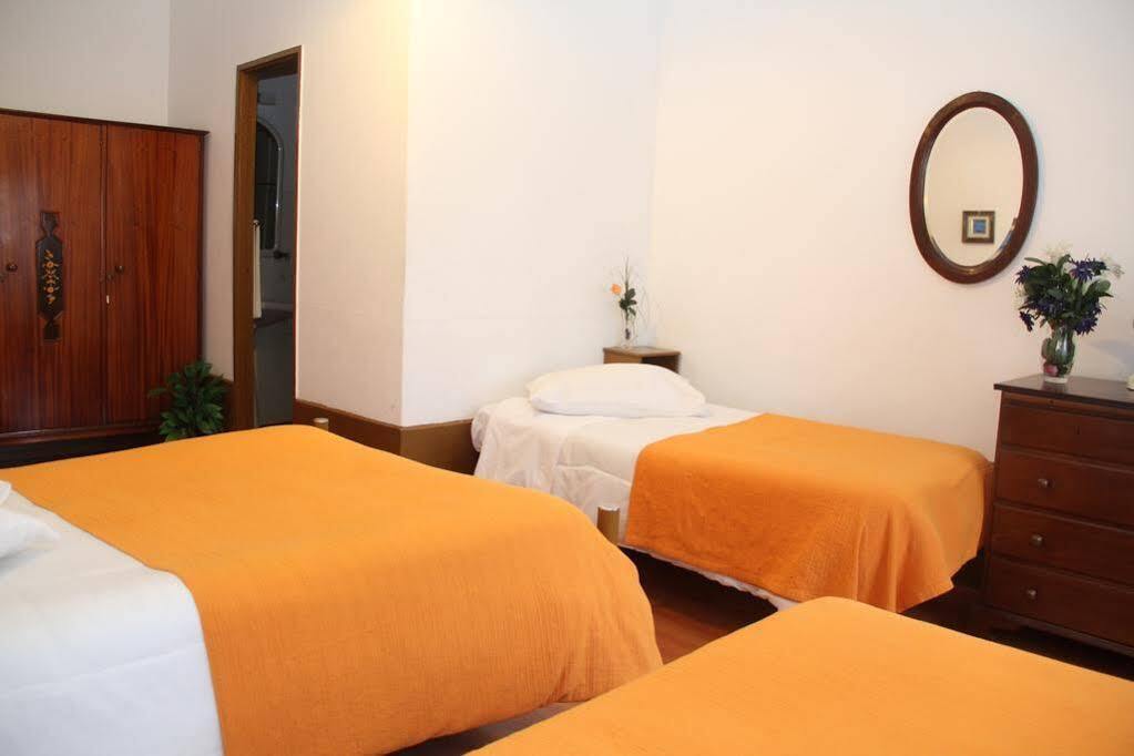 Monte Sinai Guest House Porto Exterior photo